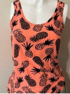 No Boundaries pineapple graphic tank top size 11-13